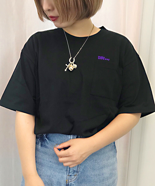 apres jour（アプレジュール）の「刺繍ロゴポケットTシャツ【ZOZOTOWN限定アイテム】（Tシャツ/カットソー・レディース・ベージュ/ブラック/モカ/オフホワイト・フリー）」の9枚目の写真