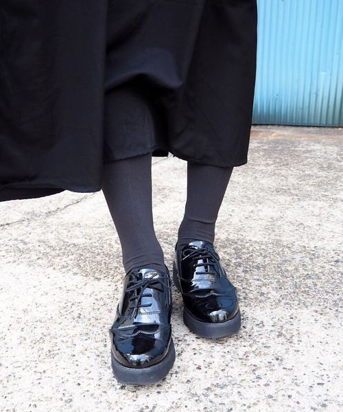 あしながおじさん（アシナガオジサン）の「〈あしながおじさん〉　厚底レースアップシューズ　7301367（レインシューズ・レディース・クリアブラック/ブラック・M/LL/S/L）」の2枚目の写真