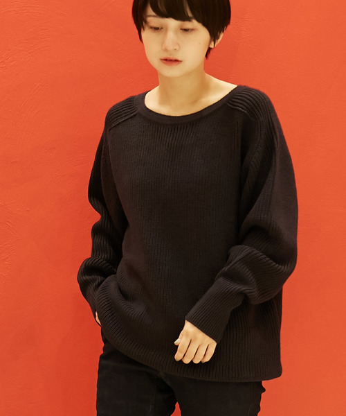 And A（アンドエー）の「And A アンドエー / クルーネック オーバーサイズニット あぜ編みセーター（ニット/セーター・レディース・ネイビー/ブラウン/アイボリー・FREE）」の3枚目の写真