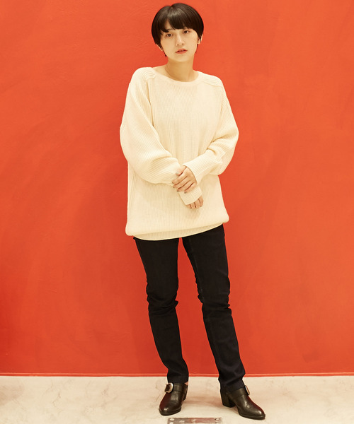 And A（アンドエー）の「And A アンドエー / クルーネック オーバーサイズニット あぜ編みセーター（ニット/セーター・レディース・ネイビー/ブラウン/アイボリー・FREE）」の4枚目の写真