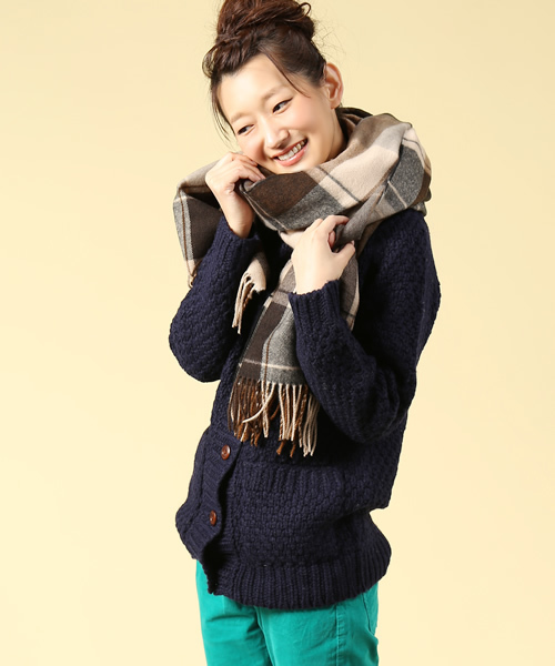 B:MING by BEAMS(ビーミングバイビームス)の「□ビーミング by ビームス / 大判フリンジストール(ストール/ショール・レディース・ベージュ/レッド/グリーン/ネイビー・ONE SIZE)」の11枚目の写真