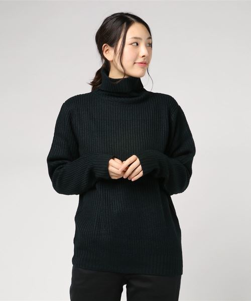 Bling Leads（ブリングリーズ）の「【Bl】【Bling Leads】畦編みアクリルタートルニット（ニット/セーター・レディース・ブラック系その他2/ホワイト系その他2/グレー系その他/ブルー系その他/ブラック/ネイビー/ブラック系その他/レッド/キャメル/ホワイト系その他/アイボリー/ホワイト系その他3/ワイン/グレー/カーキ/ブラウン/ベージュ/パープル・LARGE/MEDIUM）」の20枚目の写真