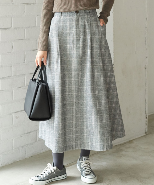 AMERICAN HOLIC(アメリカンホリック)の「・ツイル起毛ロングフレアスカート(スカート・レディース・ネイビー/ブラック系その他3/ベージュ系その他4/ドット/その他8/ベージュ・L/M)」の5枚目の写真