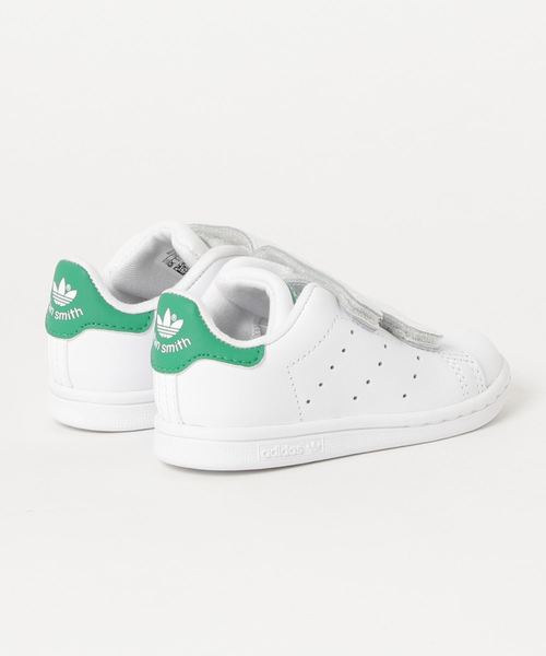adidas Originals(アディダスオリジナルス)の「adidas Originals/アディダス オリジナルス STAN SMITH CF I/スタン スミス CF I(スニーカー・キッズ・ホワイト×グリーン・13cm/14cm/15cm/16cm)」の2枚目の写真