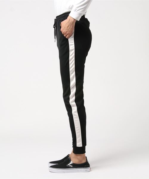 WEGO(ウィゴー)の「WEGO/ラインジョガーストレッチスキニーパンツ(その他パンツ・メンズ・ブラック・LARGE/X-SMALL/SMALL/MEDIUM)」の3枚目の写真