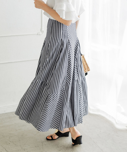 Cookie Chocolate（クッキーチョコレート）の「ストライプ切替マキシスカート（スカート・レディース・ブラック/ブルー・FREE）」の4枚目の写真