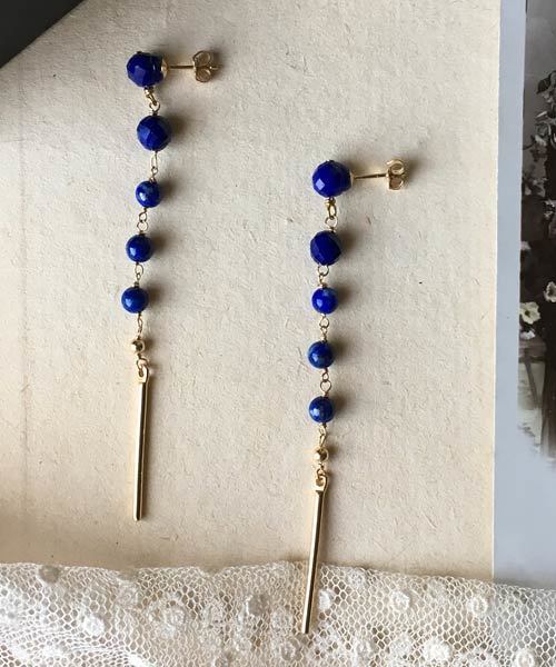 tone（トーン）の「【malle la brocante/マルラブロカント】14kgf いろんな天然石のロングピアス（ピアス（両耳用）・レディース・ホワイト/ブラック/サックスブルー/ブルー/マルチ/ピンク系その他・FREE）」の4枚目の写真