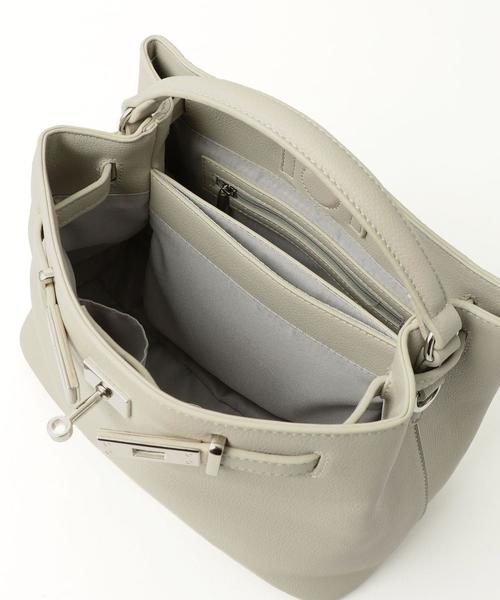 green label relaxing（グリーンレーベルリラクシング）の「CS ゴールド モチーフ 2WAY バッグ（ショルダーバッグ・レディース・その他1/ライトグレー/ライトブルー/ブラック・FREE）」の7枚目の写真