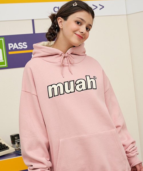 muahmuah(ムーアムーア)の「コンビカラーロゴプルオーバーパーカー/フーディー(パーカー・レディース・ブラック/アイボリー/グレー/ピンク・FREE)」の4枚目の写真