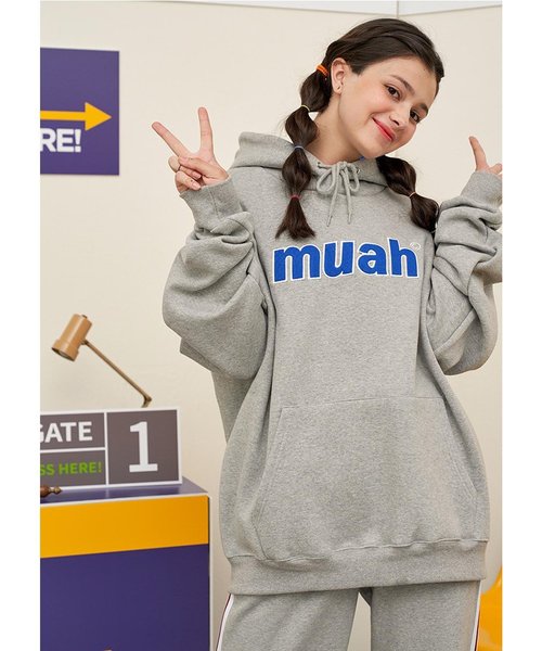 muahmuah(ムーアムーア)の「コンビカラーロゴプルオーバーパーカー/フーディー(パーカー・レディース・ブラック/アイボリー/グレー/ピンク・FREE)」の12枚目の写真