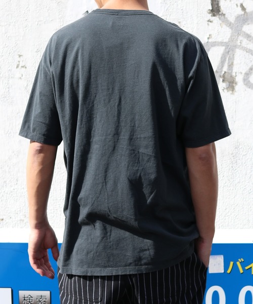 ROOPTOKYO（ループトウキョウ）の「【雑誌 SAFARI掲載アイテム】THRIFTY LOOK/スリフティルック THRIFTY"PULP FICTION"TEE 半袖Tシャツ ビッグシルエット（Tシャツ/カットソー・メンズ・ブラック系その他/ブラック/ブラック系その他2・L/XL/XXL）」の12枚目の写真