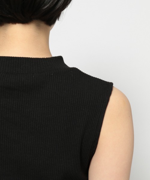 PAGEBOY(ページボーイ)の「ハイネックリブノースリ(Tシャツ/カットソー・レディース・サックスブルー/ホワイト系その他/ブラック/オフホワイト・FREE)」の11枚目の写真