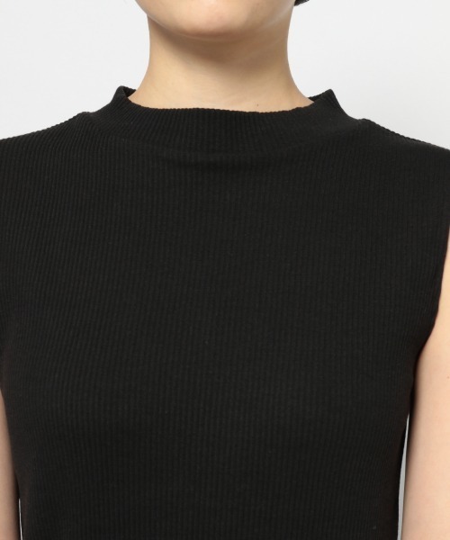 PAGEBOY(ページボーイ)の「ハイネックリブノースリ(Tシャツ/カットソー・レディース・サックスブルー/ホワイト系その他/ブラック/オフホワイト・FREE)」の10枚目の写真