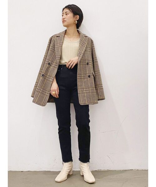 Ungrid（アングリッド）の「ブラックハイウエストフレイドヘムストスリ（デニムパンツ・レディース・ブラック・24inch/25inch/26inch/27inch/23inch）」の3枚目の写真