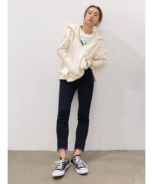 Ungrid（アングリッド）の「ブラックハイウエストフレイドヘムストスリ（デニムパンツ・レディース・ブラック・24inch/25inch/26inch/27inch/23inch）」の5枚目の写真