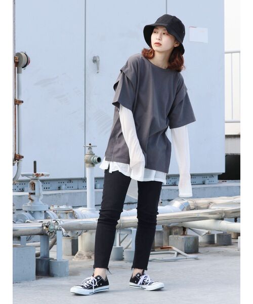 Ungrid（アングリッド）の「ブラックハイウエストフレイドヘムストスリ（デニムパンツ・レディース・ブラック・24inch/25inch/26inch/27inch/23inch）」の6枚目の写真