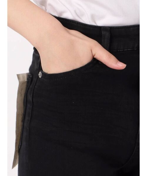 Ungrid（アングリッド）の「ブラックハイウエストフレイドヘムストスリ（デニムパンツ・レディース・ブラック・24inch/25inch/26inch/27inch/23inch）」の13枚目の写真