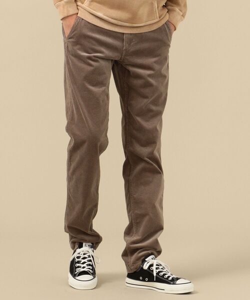 SHIPS（シップス）の「SC: 10W コーデュロイ ストレッチ テーパード チノパンツ（チノパンツ・メンズ・ベージュ/ネイビー/ホワイト/ブラウン・30/32/34/29/31/33）」の4枚目の写真