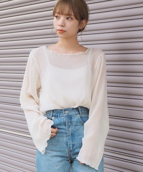 tiptop（ティップトップ）の「クリンクルブラウス×キャミSET（シャツ/ブラウス・レディース・アイボリー/ブラック/ブラウン・FREE）」の2枚目の写真