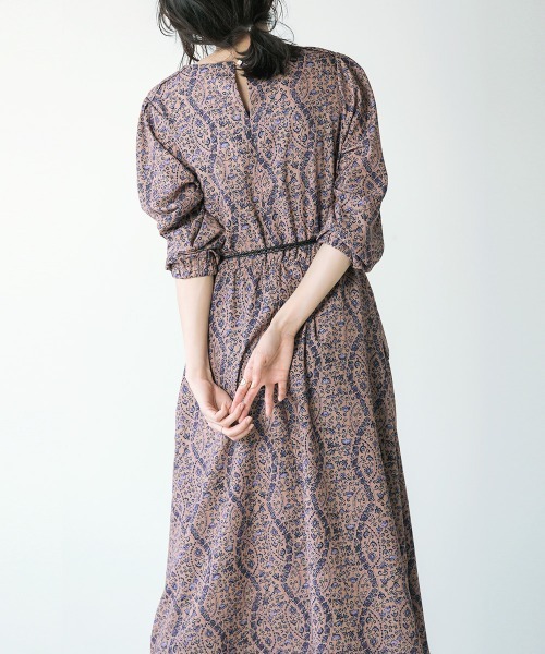 Bou Jeloud（ブージュルード）の「ベルト付ウエストマークワンピース（ワンピース・レディース・キャメル/ベージュ/ブラック・38）」の11枚目の写真