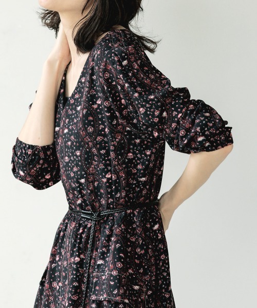 Bou Jeloud（ブージュルード）の「ベルト付ウエストマークワンピース（ワンピース・レディース・キャメル/ベージュ/ブラック・38）」の17枚目の写真