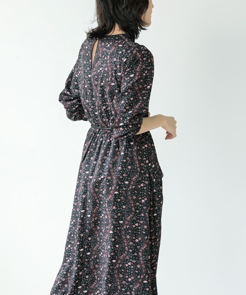 Bou Jeloud（ブージュルード）の「ベルト付ウエストマークワンピース（ワンピース・レディース・キャメル/ベージュ/ブラック・38）」の19枚目の写真