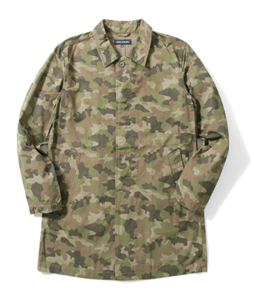 URBAN RESEARCH（アーバンリサーチ）の「UR コットンウェザーミドル丈コート（ステンカラーコート・メンズ・カモフラージュ・LARGE/MEDIUM）」の2枚目の写真