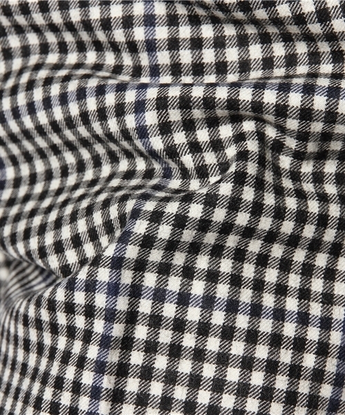 EDIFICE（エディフィス）の「【UOMO12月号掲載】サキソニープレイドスラックス（スラックス・メンズ・ブラック/ブラック系その他/グリーン/ネイビー・46/50/48/44/42）」の8枚目の写真