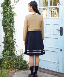 ELLE en noir（エルアンノアール）の「ブリティッシュスクール