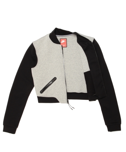 NIKE(ナイキ)の「NIKE / テック フリース 3mm ボマージャケット (スウェット・レディース・グレー/ブラック・ONE SIZE)」の17枚目の写真