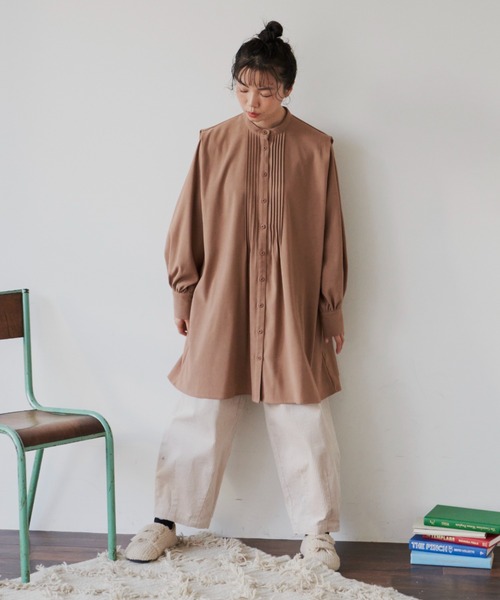 MERLOT（メルロー）の「ピンタックチュニックブラウス（シャツ/ブラウス・レディース・アイボリー/ブラック/モカ/マスタード・FREE）」の17枚目の写真