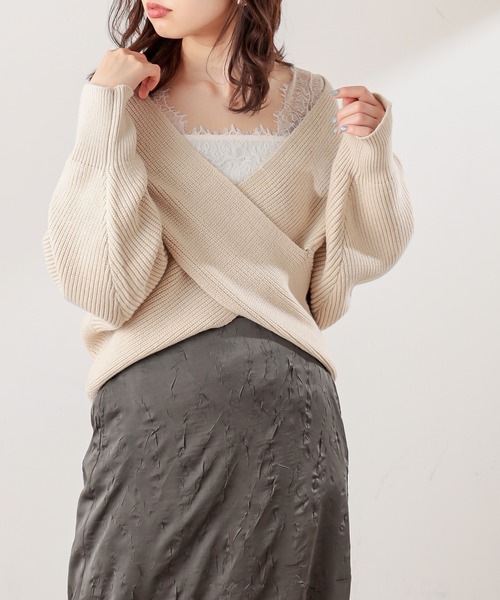 natural couture（ナチュラルクチュール）の「クロスニット+ノースリワンピースセット（ワンピース・レディース・カーキ/アイボリー/モカ・FREE）」の4枚目の写真