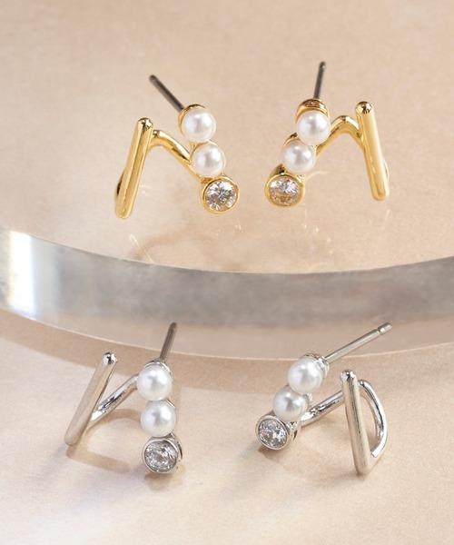 【存在感溢れる！】PHOEBE PHILO メダリオンディッシュ ピアス PHOEBE PHILO】存在感◎Medallion ディッシュ ピアス PHOEBE
