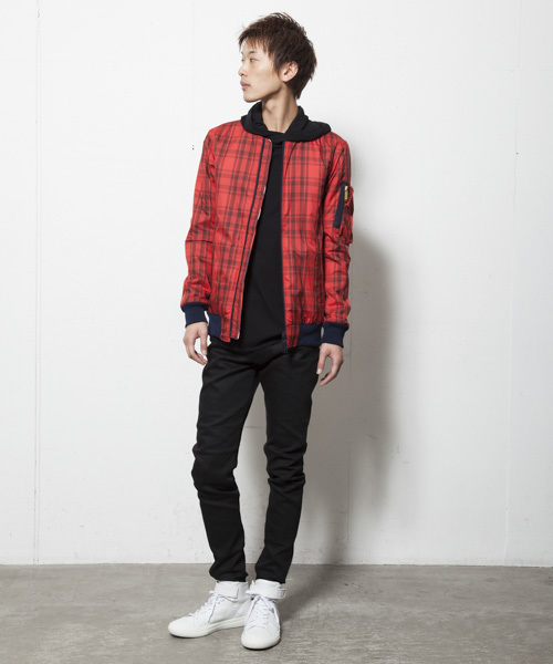 yoshiokubo（ヨシオクボ）の「yoshio kubo リバーシブルレーサーブルゾン（ブルゾン・メンズ・ネイビー・1）」の12枚目の写真