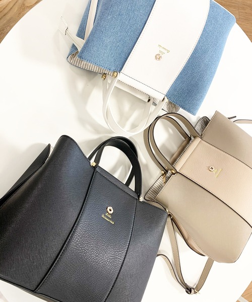 LITTLE ACCESSORIES(リトルアクセサリーズ)の「2色カラーの上品な2WAYハンドバッグ(ショルダーバッグ・レディース・ブラック/ピンク/ブルー/グレイッシュベージュ/ネイビー・フリー)」の8枚目の写真