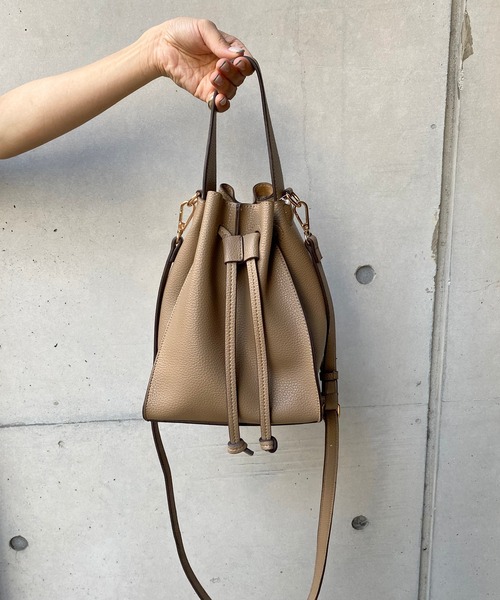 CAPRICIEUX LE'MAGE(カプリシューレマージュ)の「ドロストワンハンドルショルダーバッグ(ショルダーバッグ・レディース・ベージュ/グレー/ブラック・ONESIZE)」の16枚目の写真