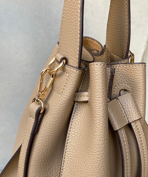 CAPRICIEUX LE'MAGE(カプリシューレマージュ)の「ドロストワンハンドルショルダーバッグ(ショルダーバッグ・レディース・ベージュ/グレー/ブラック・ONESIZE)」の13枚目の写真