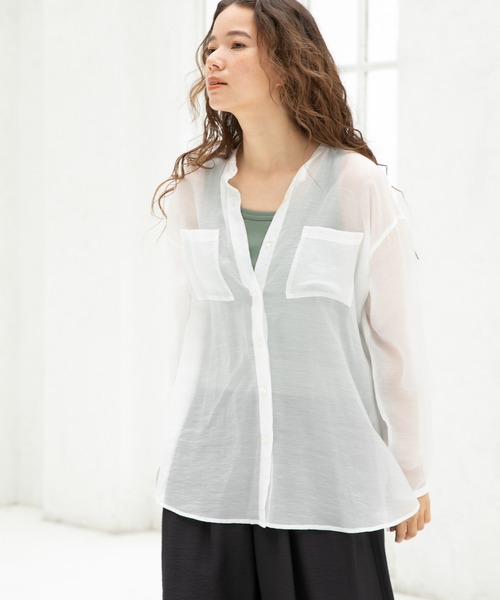 niko and...(ニコアンド)の「シアーバンドカラーシャツ(シャツ/ブラウス・レディース・ブラック/オレンジ/ブルー/アイボリー/ナチュラル/ダークブルー/グリーン・FREE)」の3枚目の写真