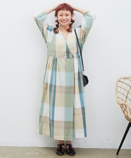 MERLOT(メルロー)の「2wayシースルーチェックワンピース(ワンピース・レディース・レッド/グリーン/ベージュ・FREE)」の16枚目の写真