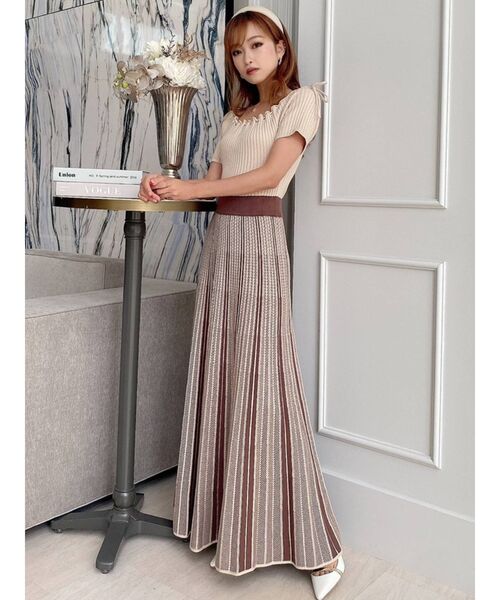 RESEXXY（リゼクシー）の「オフショルデザインニットワンピース（ワンピース・レディース・ブラック/ベージュ/モカ・FREE）」の4枚目の写真