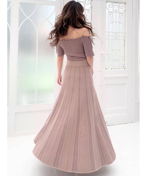 RESEXXY（リゼクシー）の「オフショルデザインニットワンピース（ワンピース・レディース・ブラック/ベージュ/モカ・FREE）」の19枚目の写真