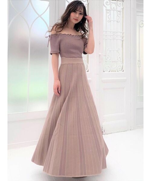 RESEXXY（リゼクシー）の「オフショルデザインニットワンピース（ワンピース・レディース・ブラック/ベージュ/モカ・FREE）」の22枚目の写真