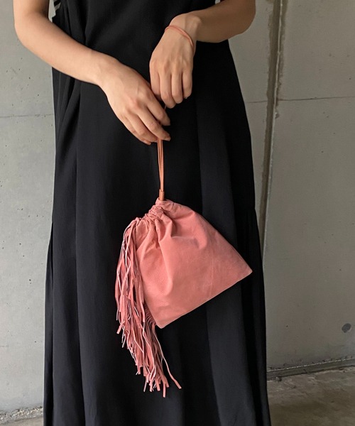 CAPRICIEUX LE'MAGE（カプリシューレマージュ）の「スエードフリンジ巾着バッグ（ショルダーバッグ・レディース・ピンク/ブルー/イエロー/ベージュ・FREE）」の10枚目の写真