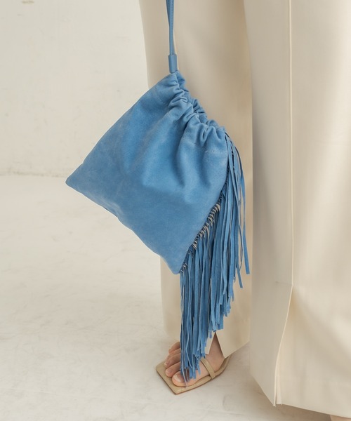 CAPRICIEUX LE'MAGE（カプリシューレマージュ）の「スエードフリンジ巾着バッグ（ショルダーバッグ・レディース・ピンク/ブルー/イエロー/ベージュ・FREE）」の19枚目の写真