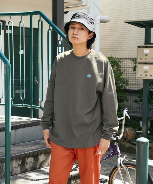 SPOC STORE（スポックストア）の「【SPOC STORE】サークルロゴ/SPCロゴ ロンT（Tシャツ/カットソー・メンズ・チャコールグレー/パープル/オフホワイト/オレンジ/ダークブルー/ケリー/コバルトブルー/ホワイト系/レッド系/ネイビー/アイボリー/グリーン/オートミール/スミクロ・S/M/L）」の5枚目の写真