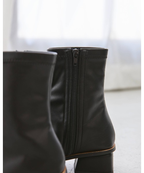 TODAYFUL（トゥデイフル）の「ステッチレザーブーツ（ブーツ・レディース・ブラック/ダークブラウン/モスグリーン・36inch/38inch/37inch）」の9枚目の写真