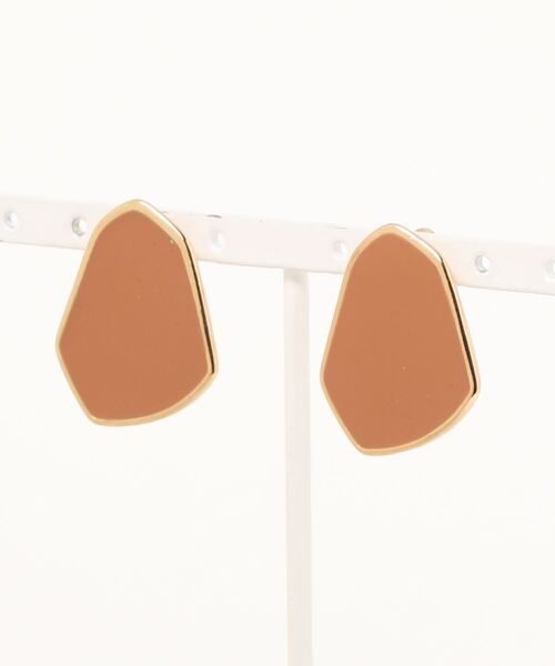 Lugnoncure（ルノンキュール）の「ゴールドフレームイヤリング（イヤリング・レディース・オフホワイト/オレンジ・ﾌﾘ-）」の2枚目の写真