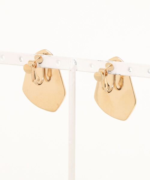 Lugnoncure（ルノンキュール）の「ゴールドフレームイヤリング（イヤリング・レディース・オフホワイト/オレンジ・ﾌﾘ-）」の3枚目の写真