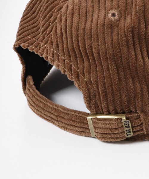 NEW ERA(ニューエラ)の「New Era 920 ES CORDUROY NY(キャップ・メンズ・ブラック/ブラウン/ネイビー/グリーン系その他・FREE)」の18枚目の写真