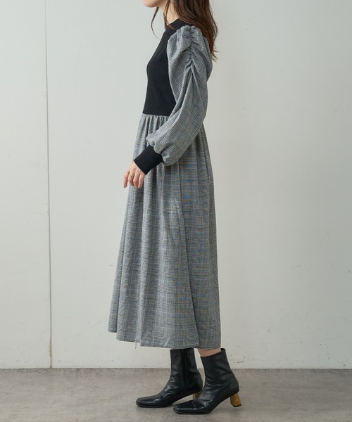 natural couture(ナチュラルクチュール)の「【WEB限定】袖コンドッキングワンピース(ワンピース・レディース・ブラック/その他1/グレイッシュベージュ・FREE)」の15枚目の写真